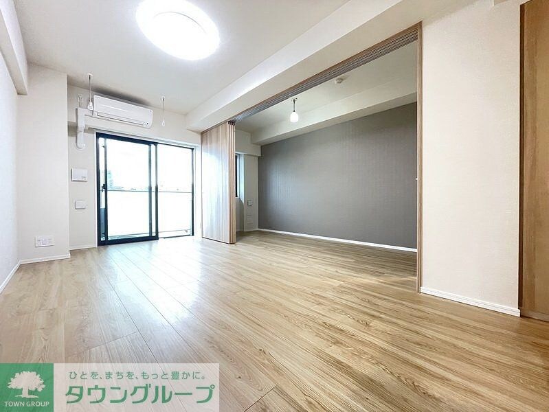 市谷台町坂フロントの物件内観写真