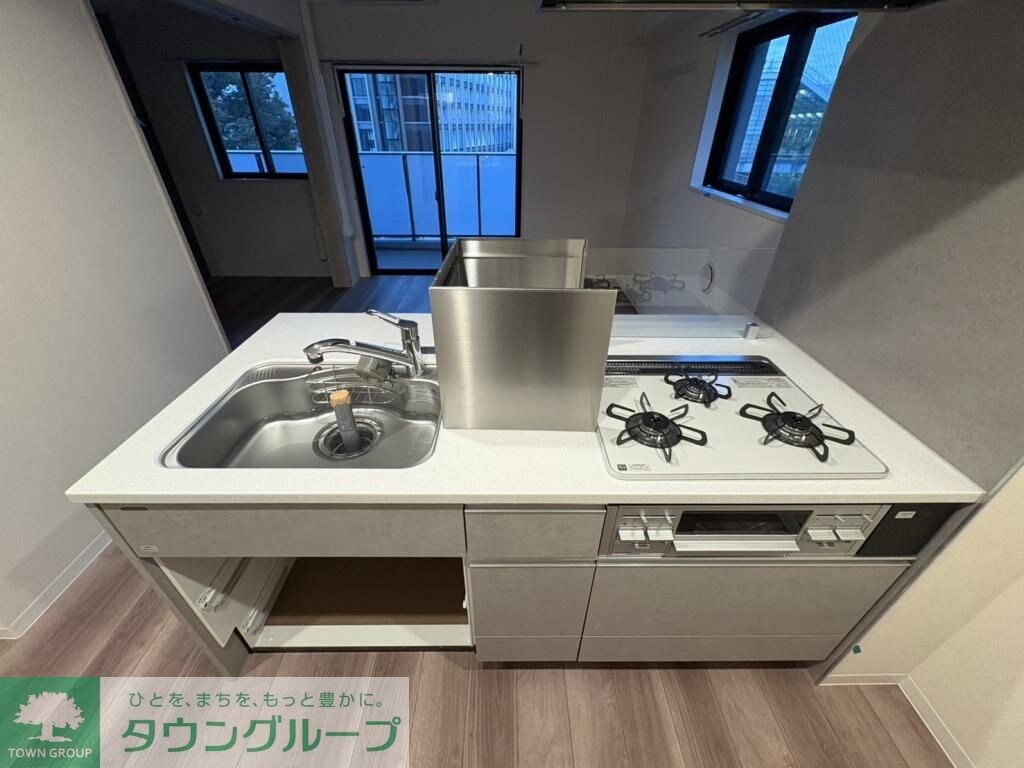 ROOTs Shinjuku Wakamatsuchoの物件内観写真