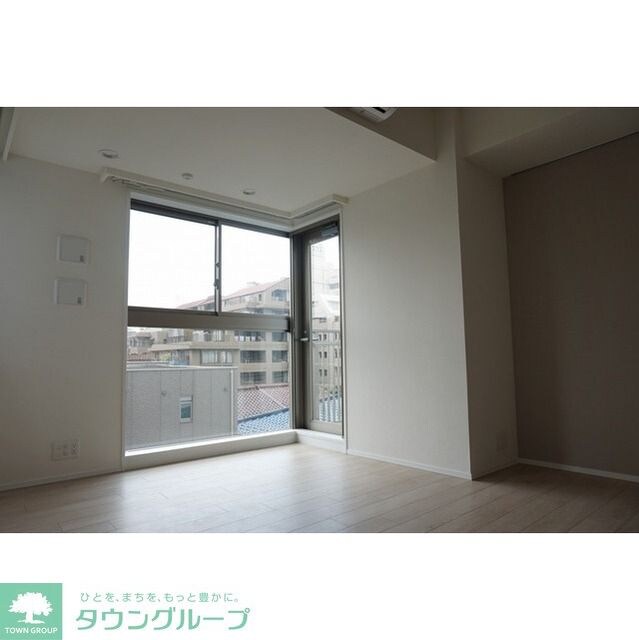 コンフォリア東新宿ステーションフロントの物件内観写真