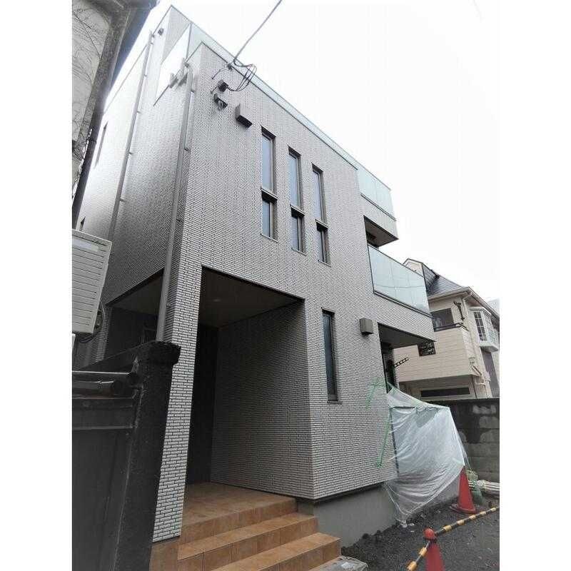 ルミエール本町の物件外観写真