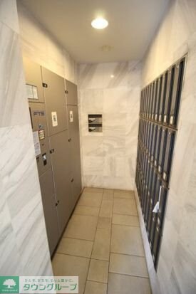 サーラコモド八幡山ヴェローナの物件内観写真