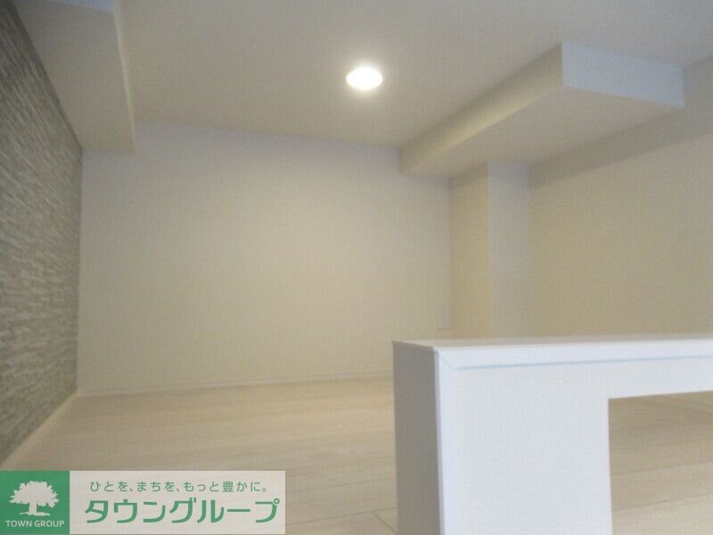 レジデンス・イン初台の物件内観写真