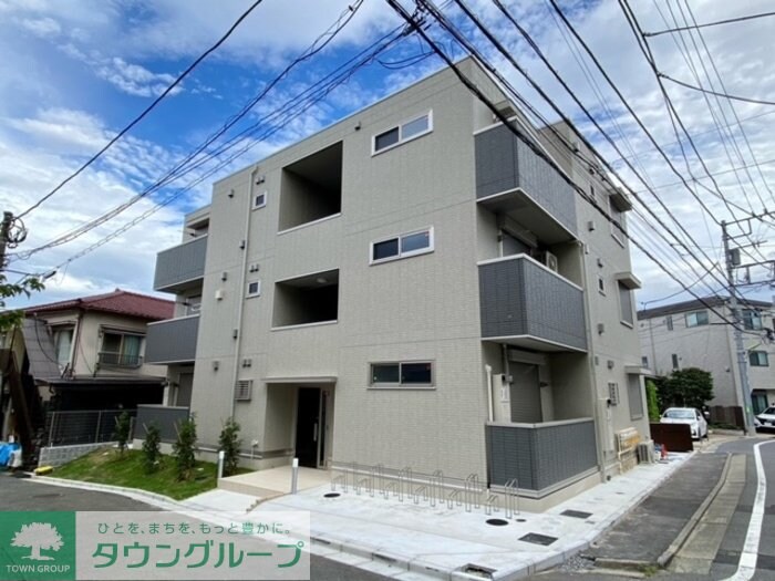 セレスティン三軒茶屋の物件外観写真