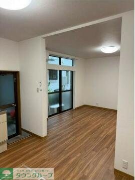 渋谷区本町5丁目戸建の物件内観写真