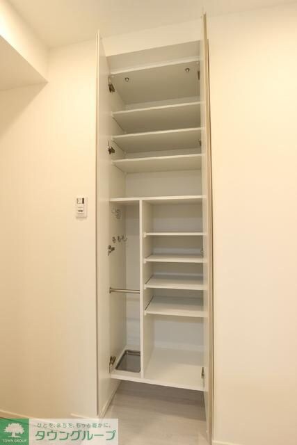 ダン・ラベニール北新宿の物件内観写真