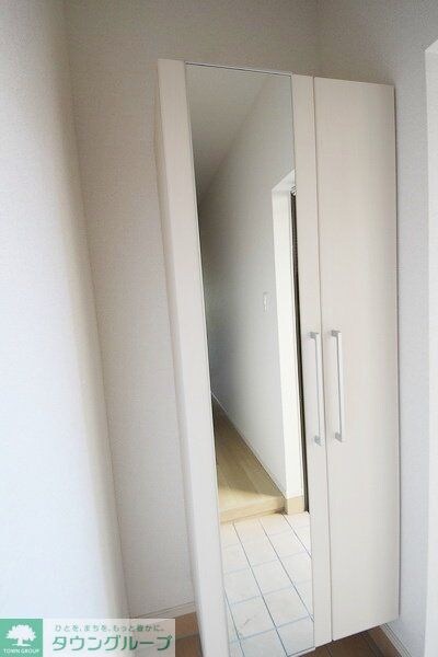 ヴィラローリーIIIの物件内観写真