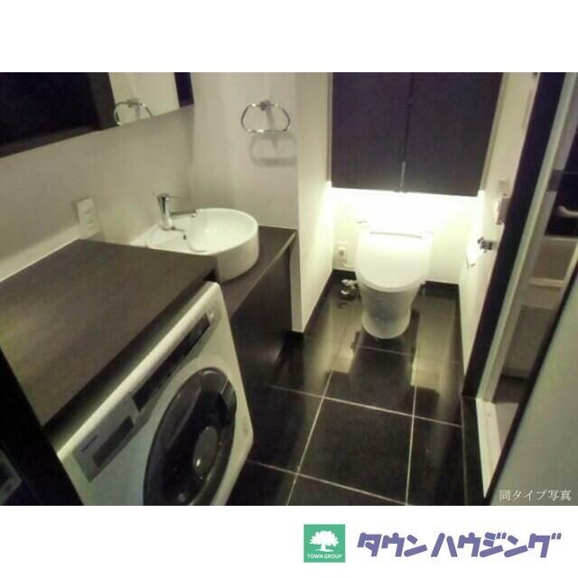 コンフォリア北参道の物件内観写真