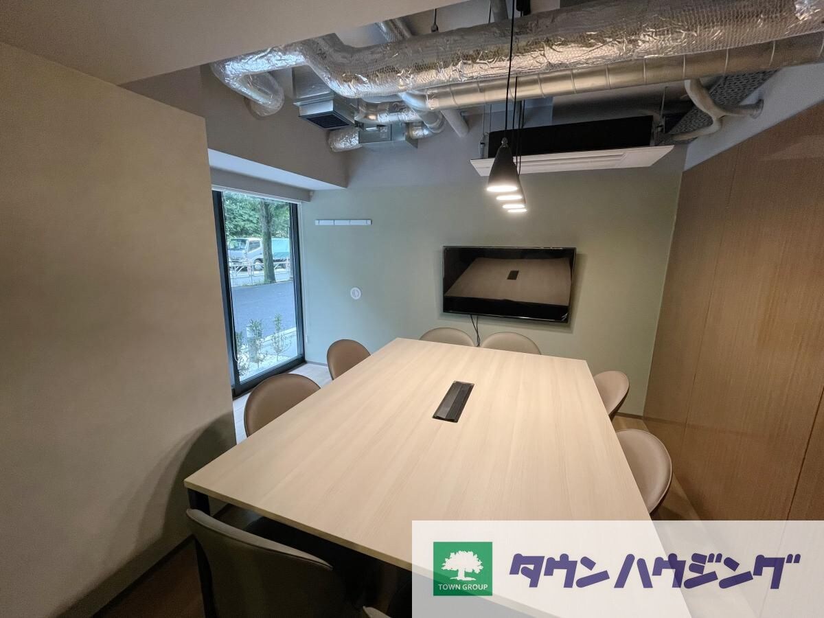 ザ・パークハビオSOHO代々木公園の物件内観写真