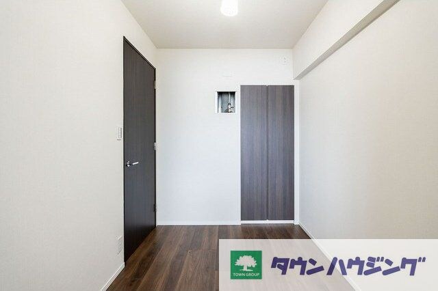 市谷台町坂フロントの物件内観写真