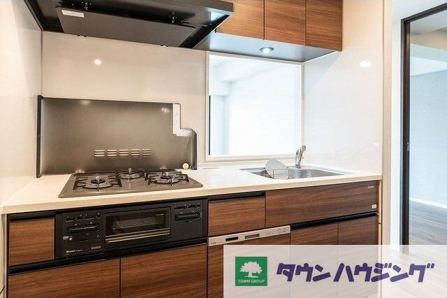 市谷台町坂フロントの物件内観写真