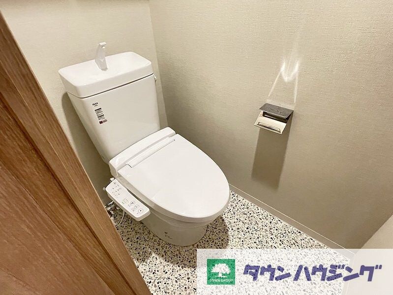 市谷台町坂フロントの物件内観写真