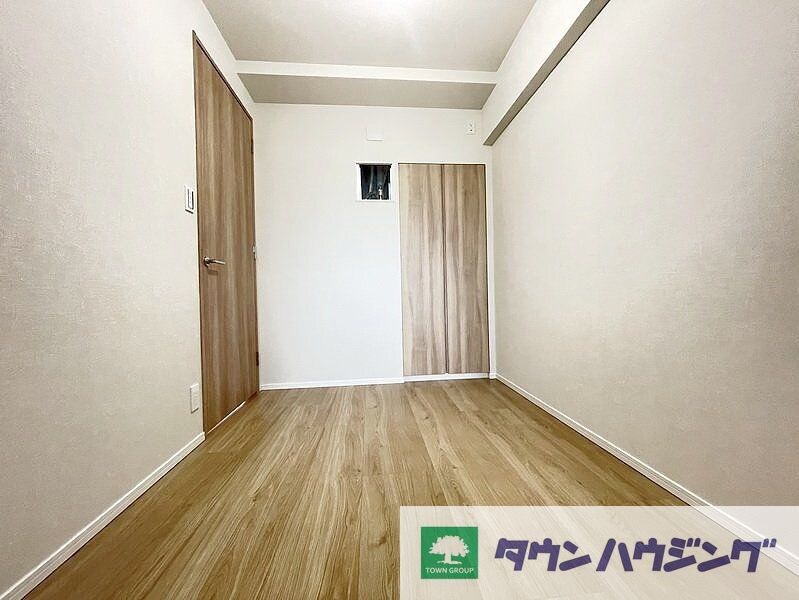 市谷台町坂フロントの物件内観写真