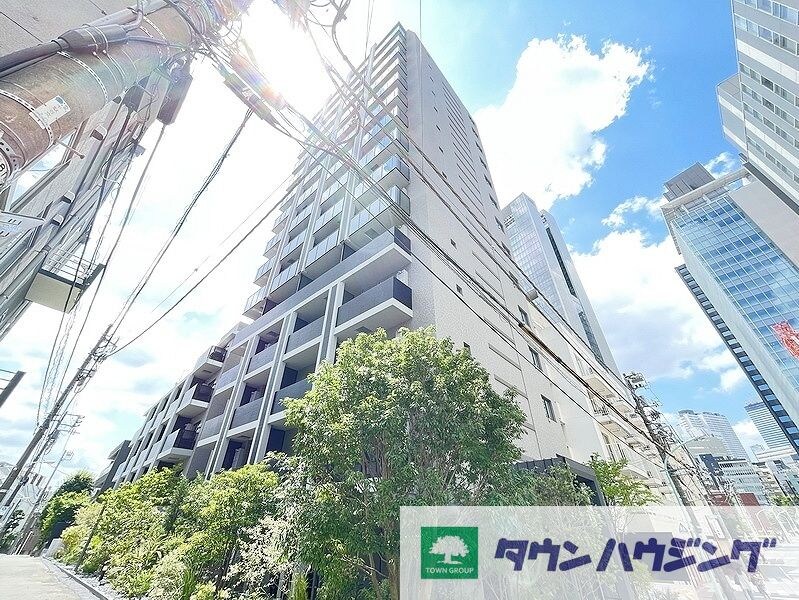 レフィールオーブ代々木の物件外観写真