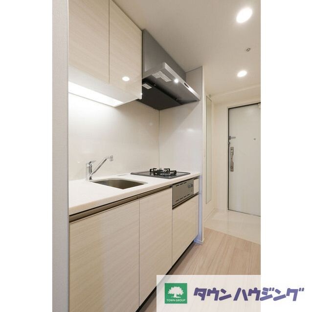 コンフォリア東新宿の物件内観写真