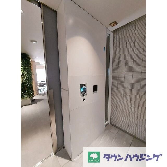 コンフォリア東新宿の物件内観写真