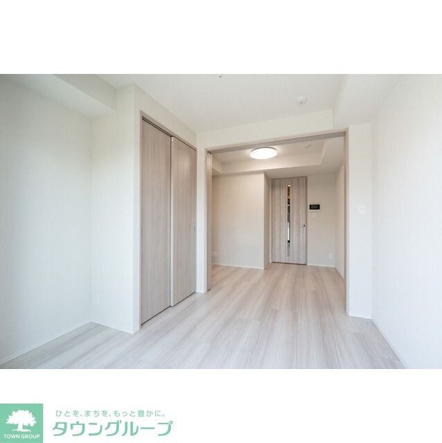 コンフォリア・リヴ東中野の物件内観写真