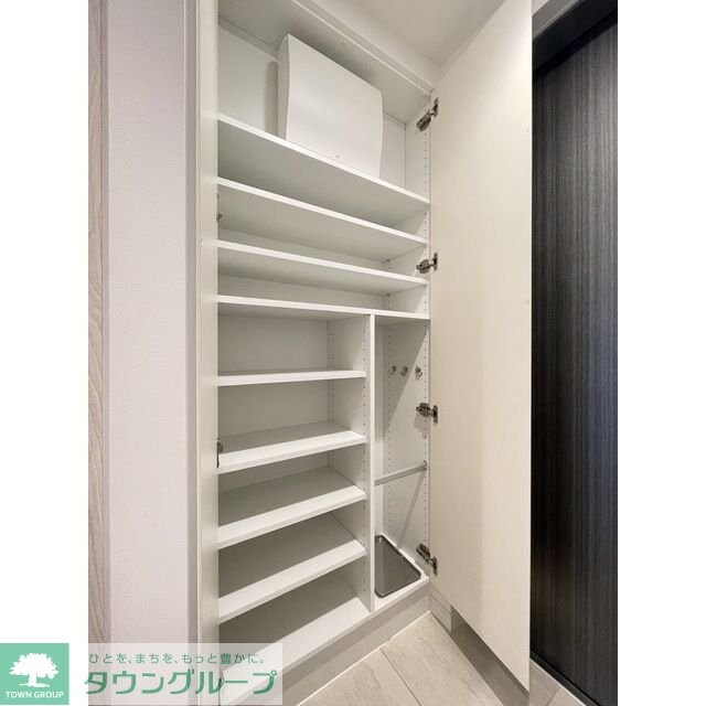 コンフォリア・リヴ文京護国寺の物件内観写真