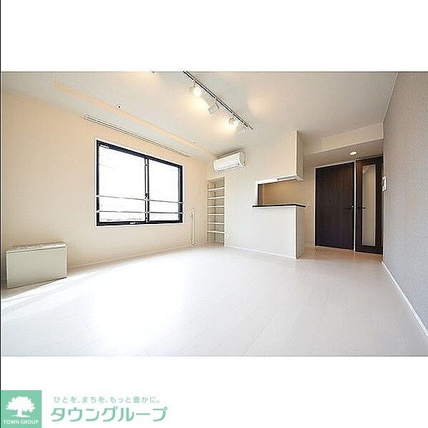 グローリオシェルト神宮前の物件内観写真