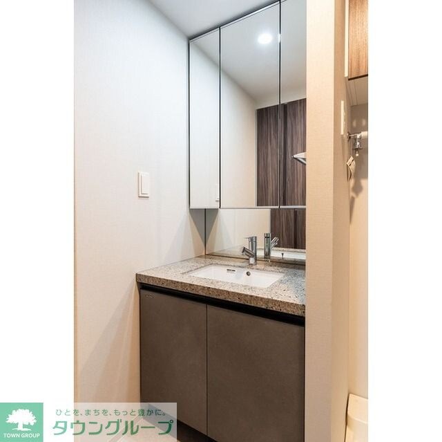 コンフォリア・リヴ東中野の物件内観写真