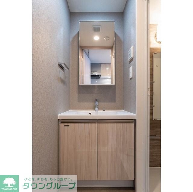 コンフォリア・リヴ東中野の物件内観写真