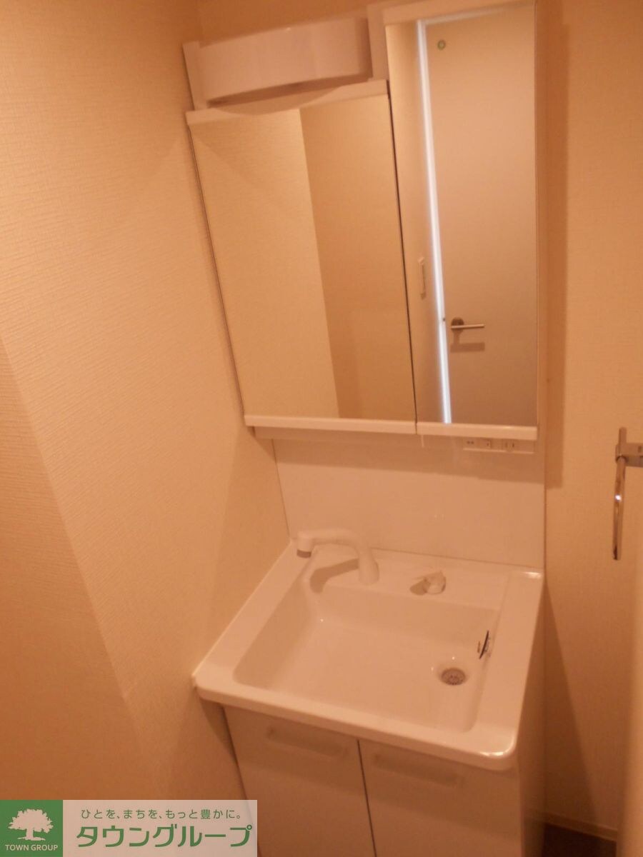 ONE ROOF FLATの物件内観写真