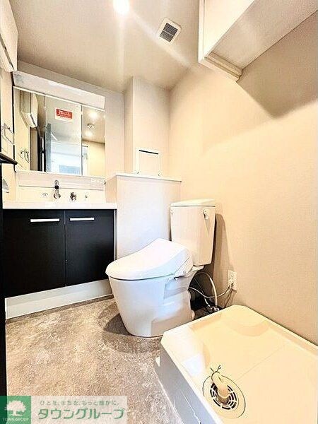 グローリオシェルト新宿山吹町の物件内観写真