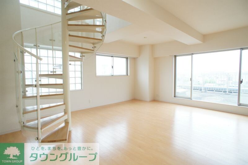 エスティメゾン北新宿の物件内観写真