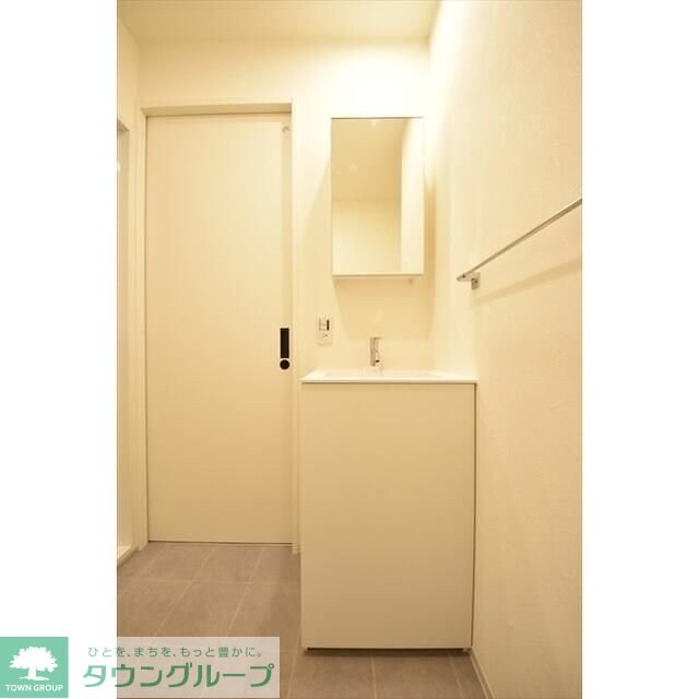 ファーヴァル代々木上原の物件内観写真