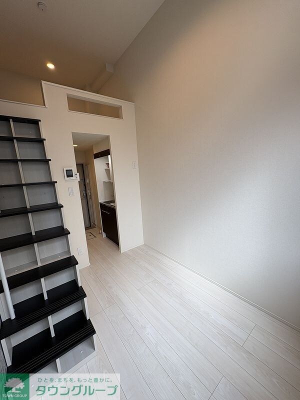 レジデンス・イン初台の物件内観写真