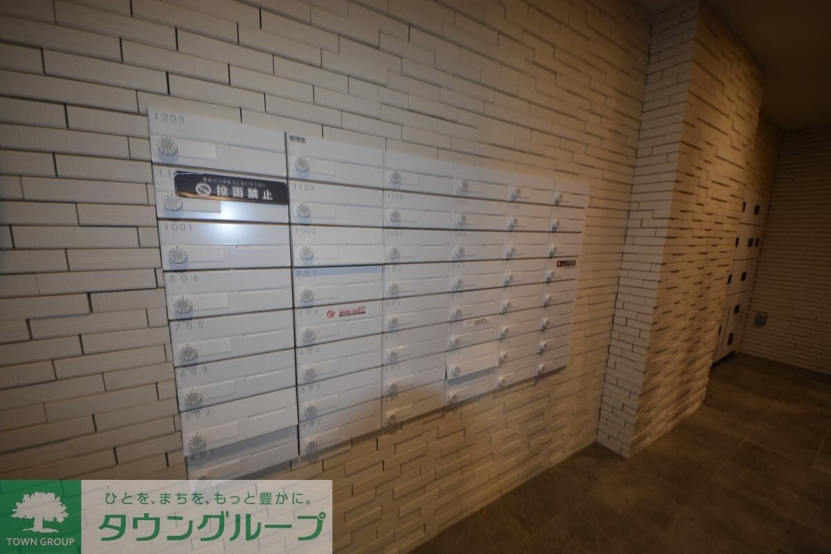 グランシャルール武蔵境の物件内観写真