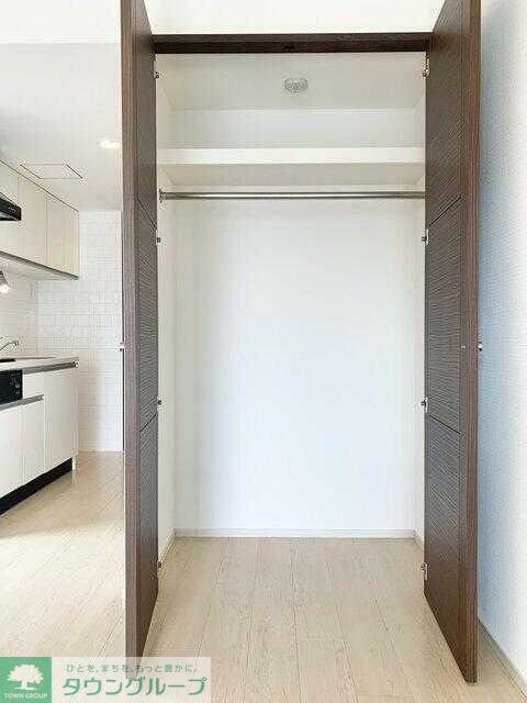 ミリアレジデンス北新宿の物件内観写真