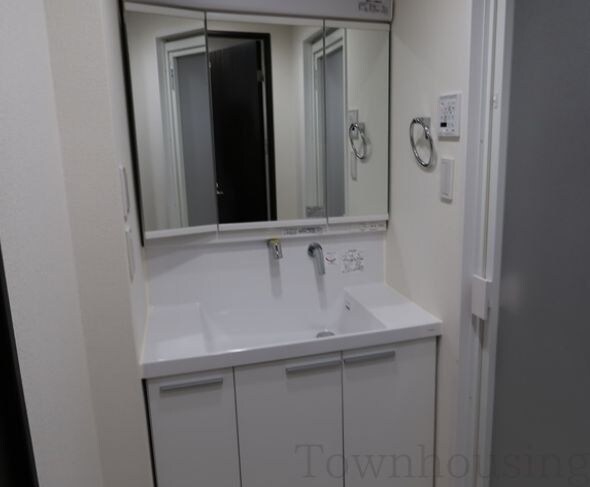 HF中野坂上レジデンスの物件内観写真