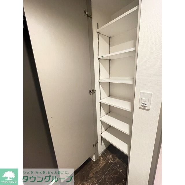 ウェルスクエア高井戸東の物件内観写真