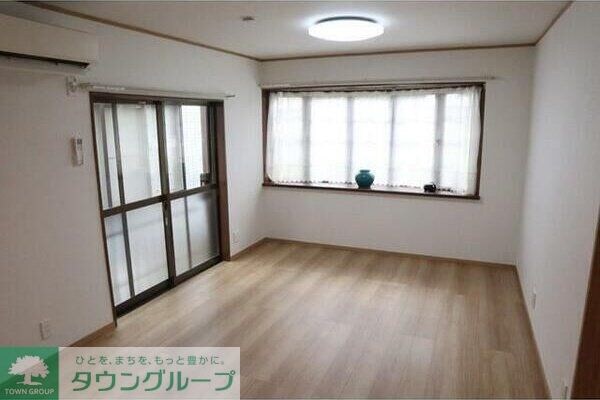 梅里戸建の物件内観写真