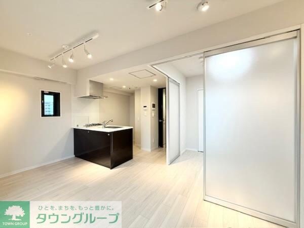 La Perla Yotsuyaの物件内観写真