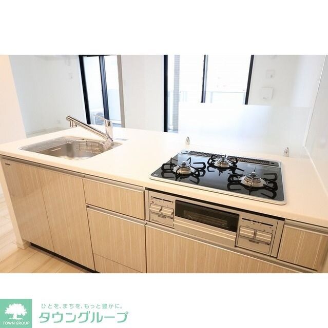 コンフォリア新宿の物件内観写真