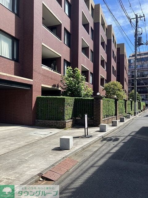 ファミールスクエア中野坂上の物件内観写真