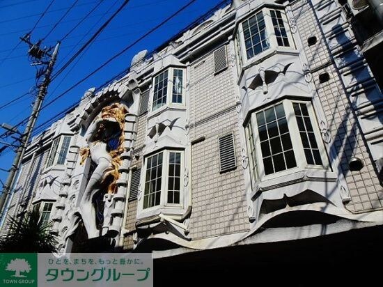 ラポルタイズミの物件外観写真