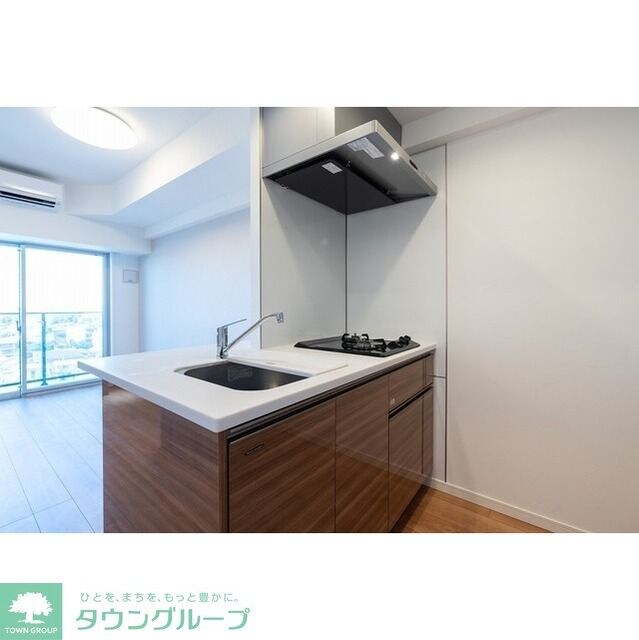 コンフォリア・リヴ新中野SOUTHの物件内観写真