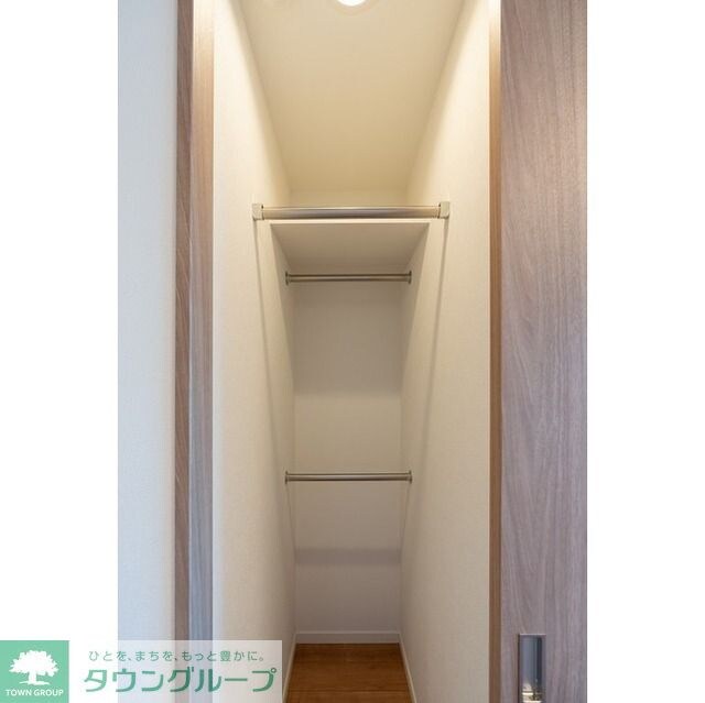 コンフォリア・リヴ新中野SOUTHの物件内観写真