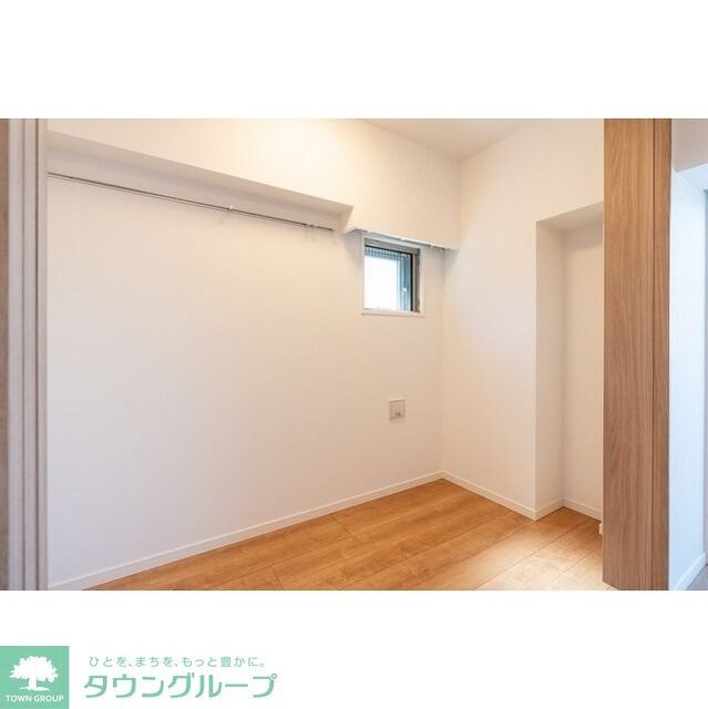 コンフォリア・リヴ新中野SOUTHの物件内観写真