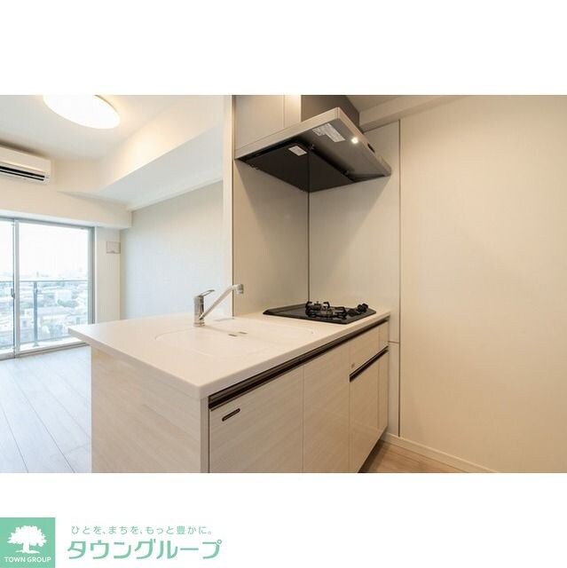 コンフォリア・リヴ新中野SOUTHの物件内観写真