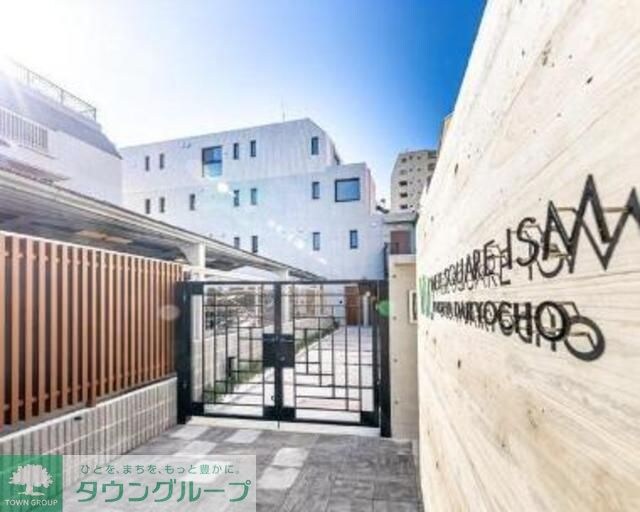 ウェルスクエアイズム四谷大京町の物件内観写真