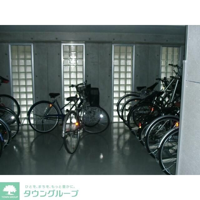 ビイルーム新宿(ビイルームシンジュク)の物件内観写真