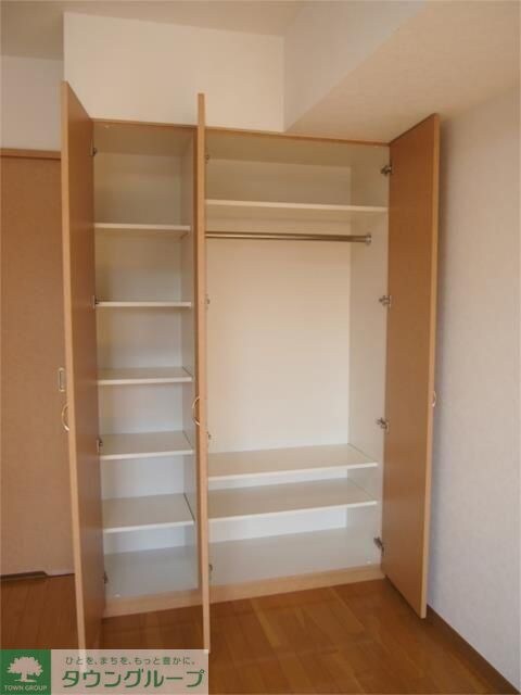 ルーブル中野坂上弐番館の物件内観写真