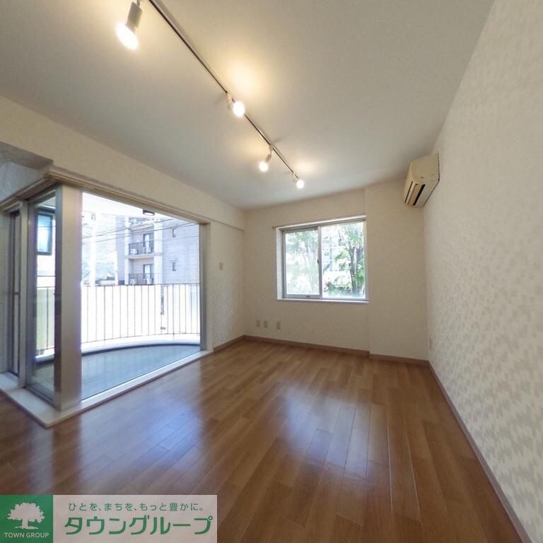 FLORESTAの物件内観写真