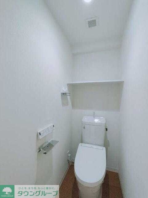 エストゥルース東高円寺の物件内観写真