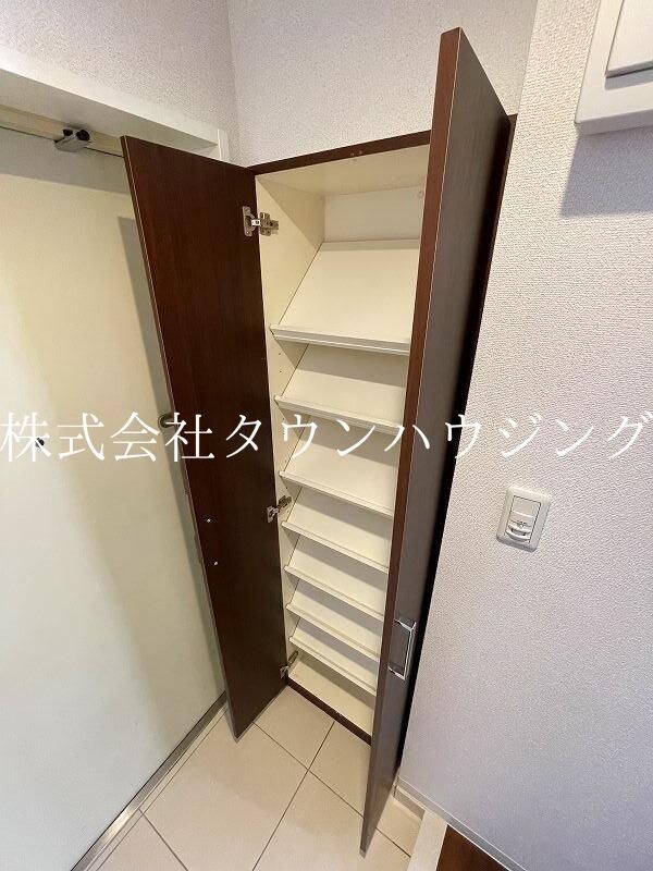 ユニフォート目黒中町の物件内観写真