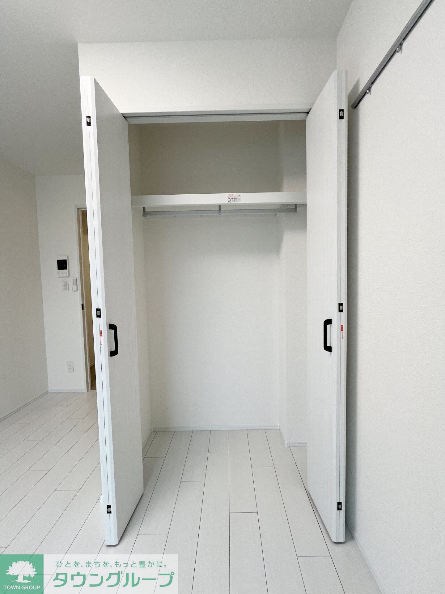 ラグゼフラット東六郷の物件内観写真