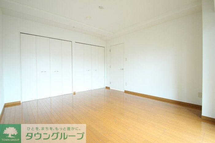モニュメントスクウェア 弐番館の物件内観写真